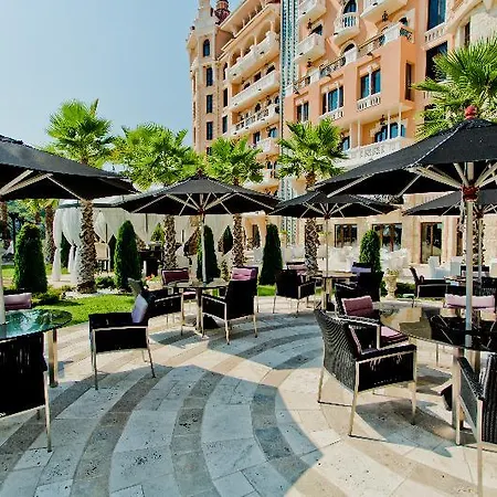 Üdülőközpont Elenite Premium 5*