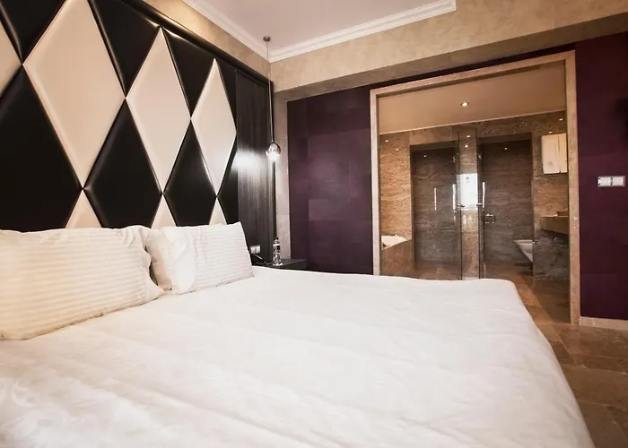 Rezort Elenite Premium